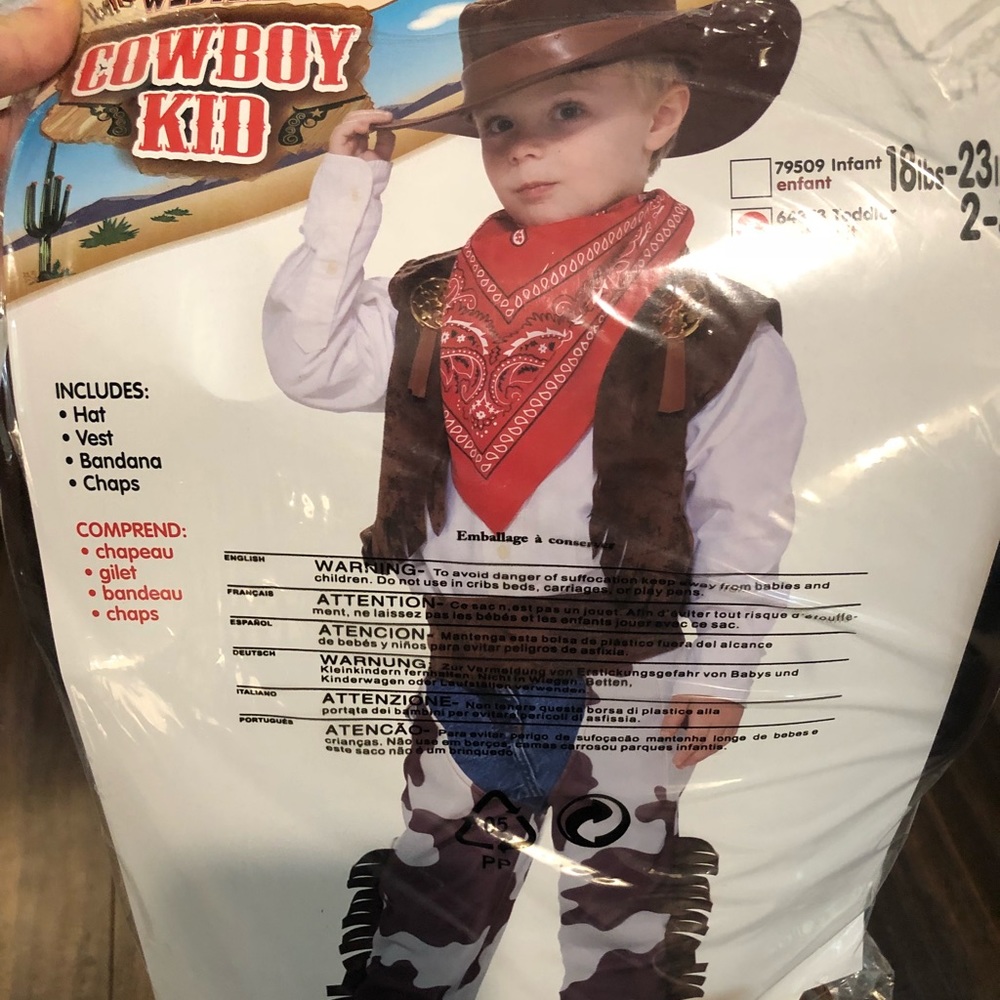 Cowboy Costume (2T-3T) Worn once, smoke free home
